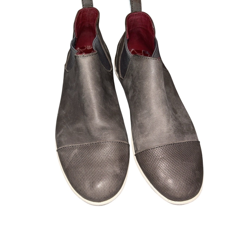 Olukai Waipahe Womens 7.5 Gray Leather Chelsea Ankle Boots 20336-2626